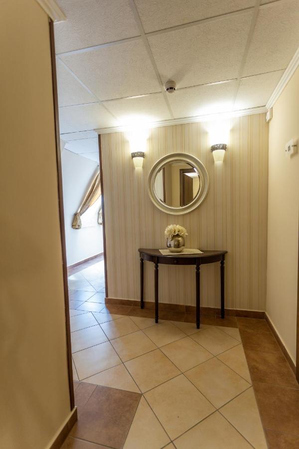 Bed and Breakfast Petrény Borpanzió à Egerszalók Extérieur photo